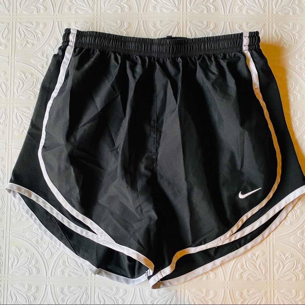 Nike Tempo run shorts